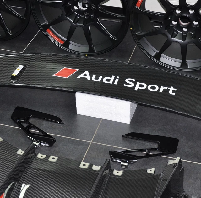 PREPARACIÓN AUDI SPORT R8 V10+. (BAJO PEDIDO)